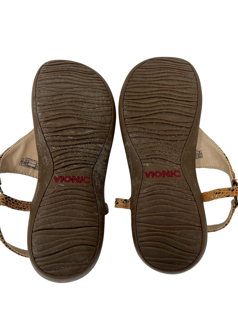 Vionic Tan Snake-Print Toe-Loop Sandals - Picture 4 of 6